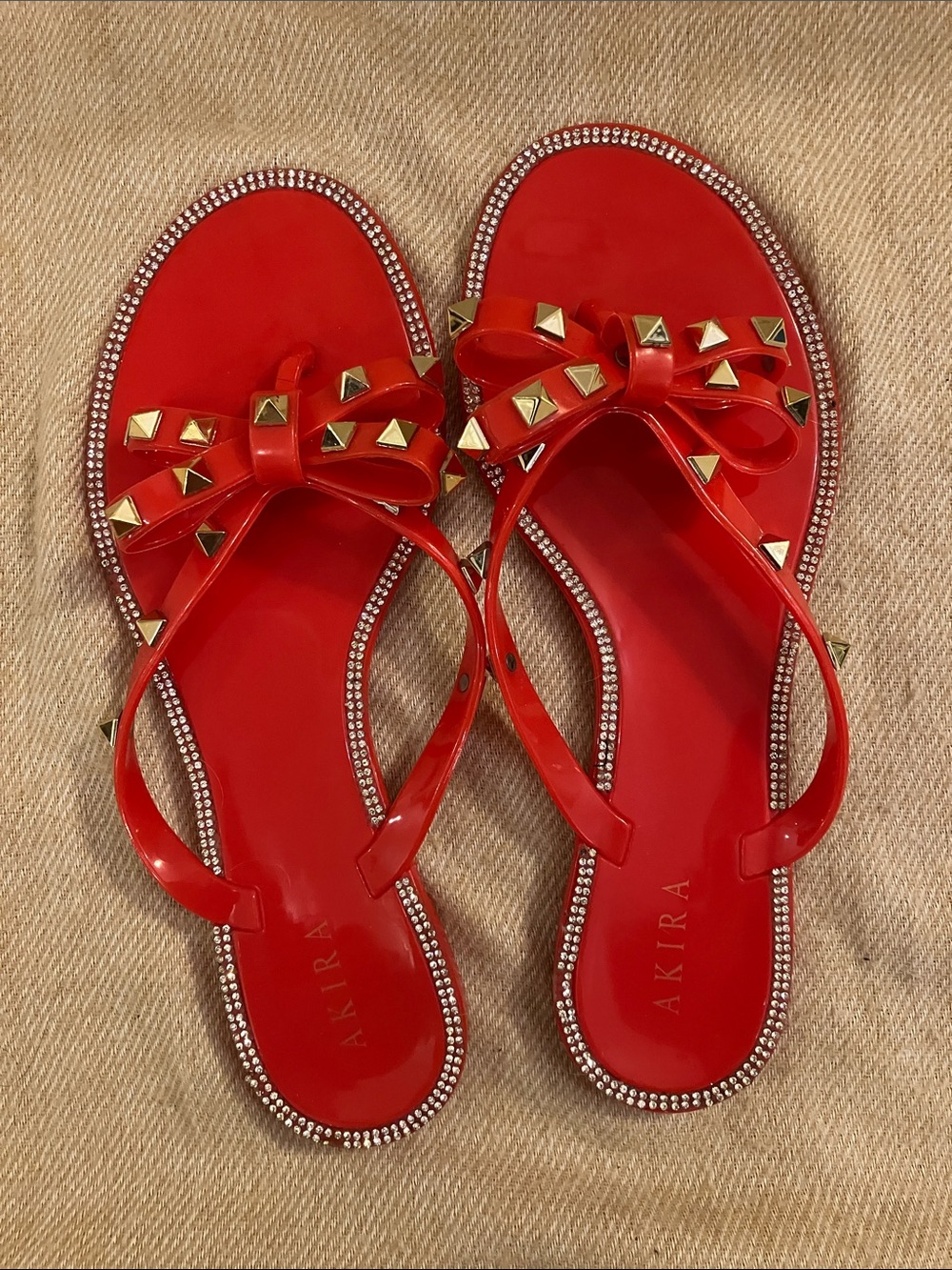 Akira Chicago Cherry Red Stud-Embellished Rhinestone Bow Flip Flop Sandals 9